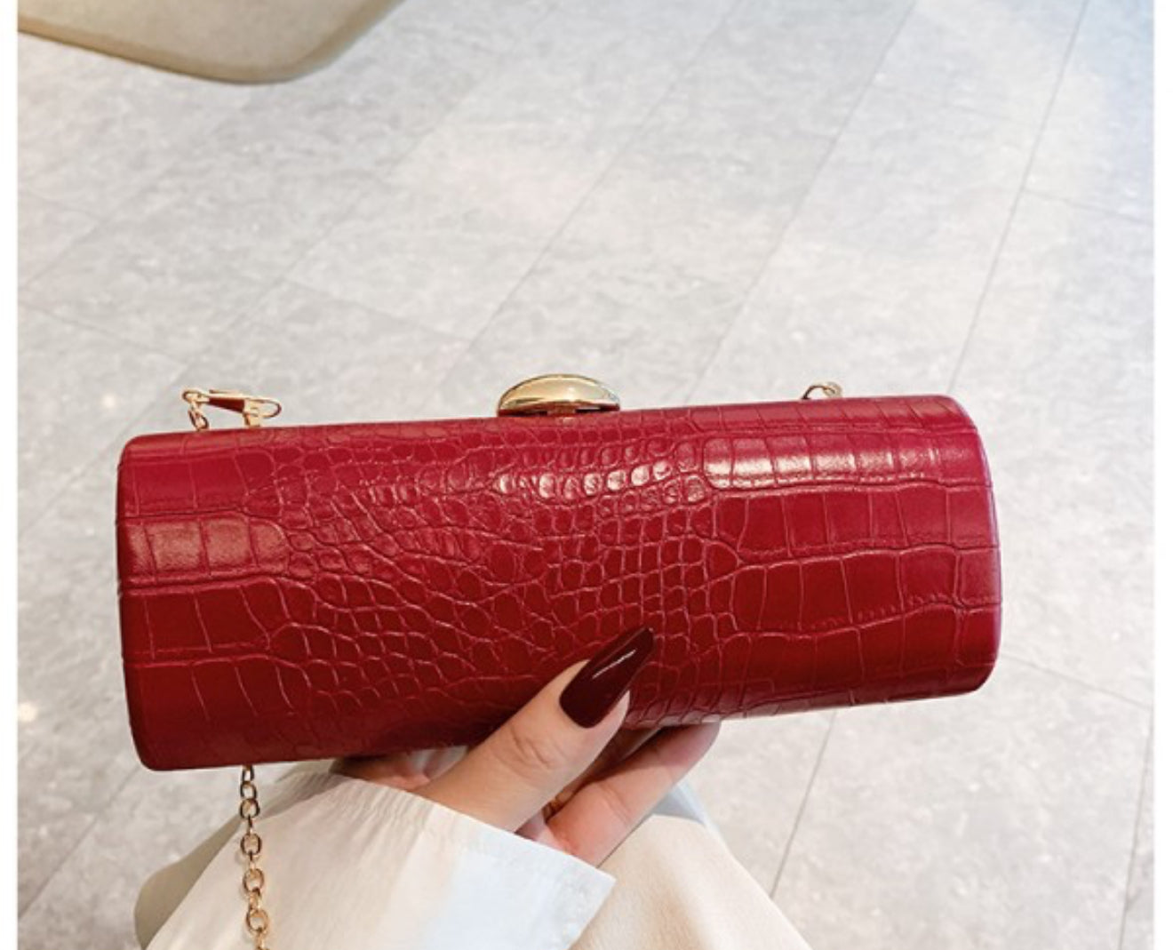 Fashion being clutch handbag